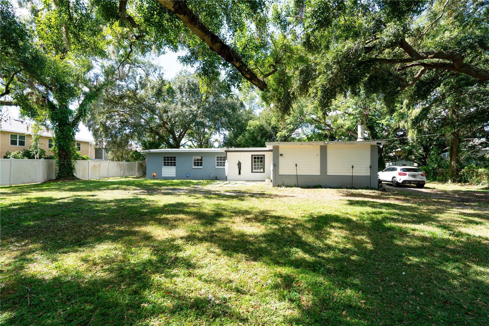 Single Family Residence em BRANDON, FL - Daniel Dourado