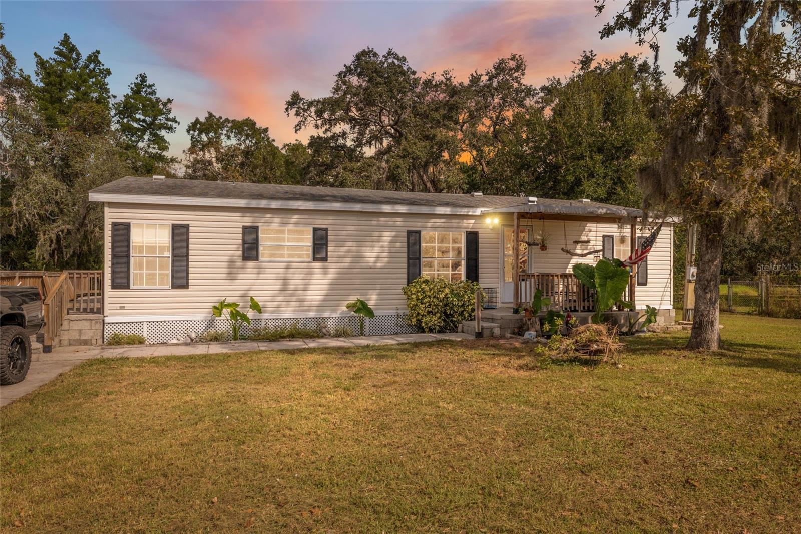 Manufactured Home em HUDSON, FL - Daniel Dourado