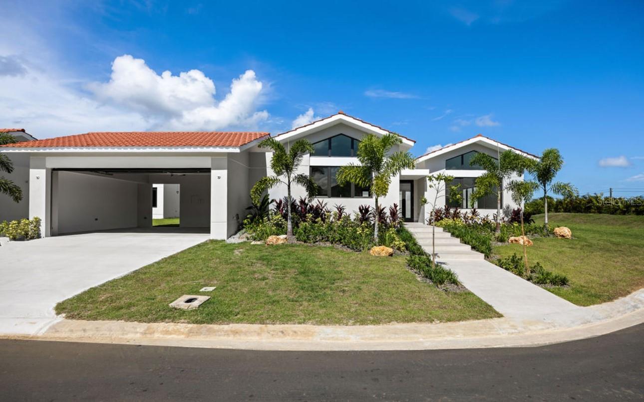 Single Family Residence em DORADO, PR - Daniel Dourado