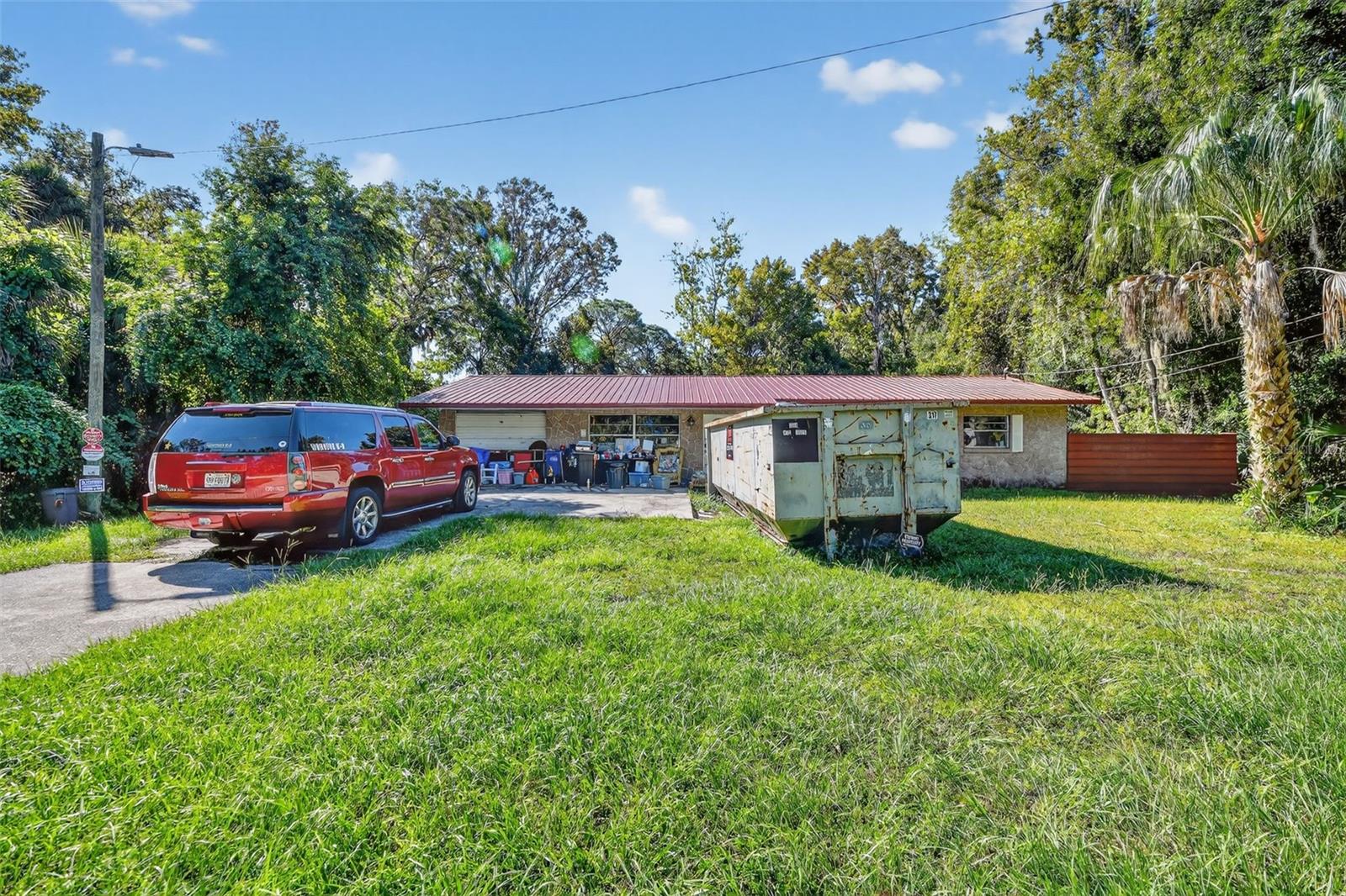 Single Family Residence in CRYSTAL RIVER, FL - Daniel Dourado