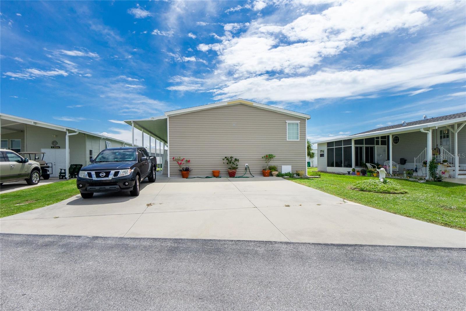 Manufactured Home in PORT CHARLOTTE, FL - Daniel Dourado