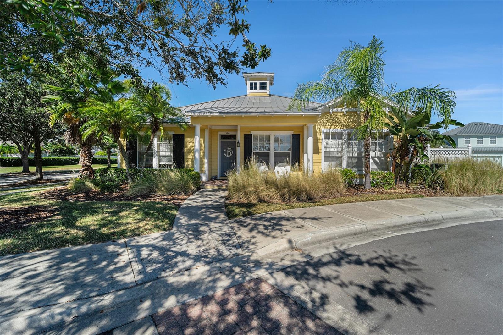 Townhouse in APOLLO BEACH, FL - Daniel Dourado