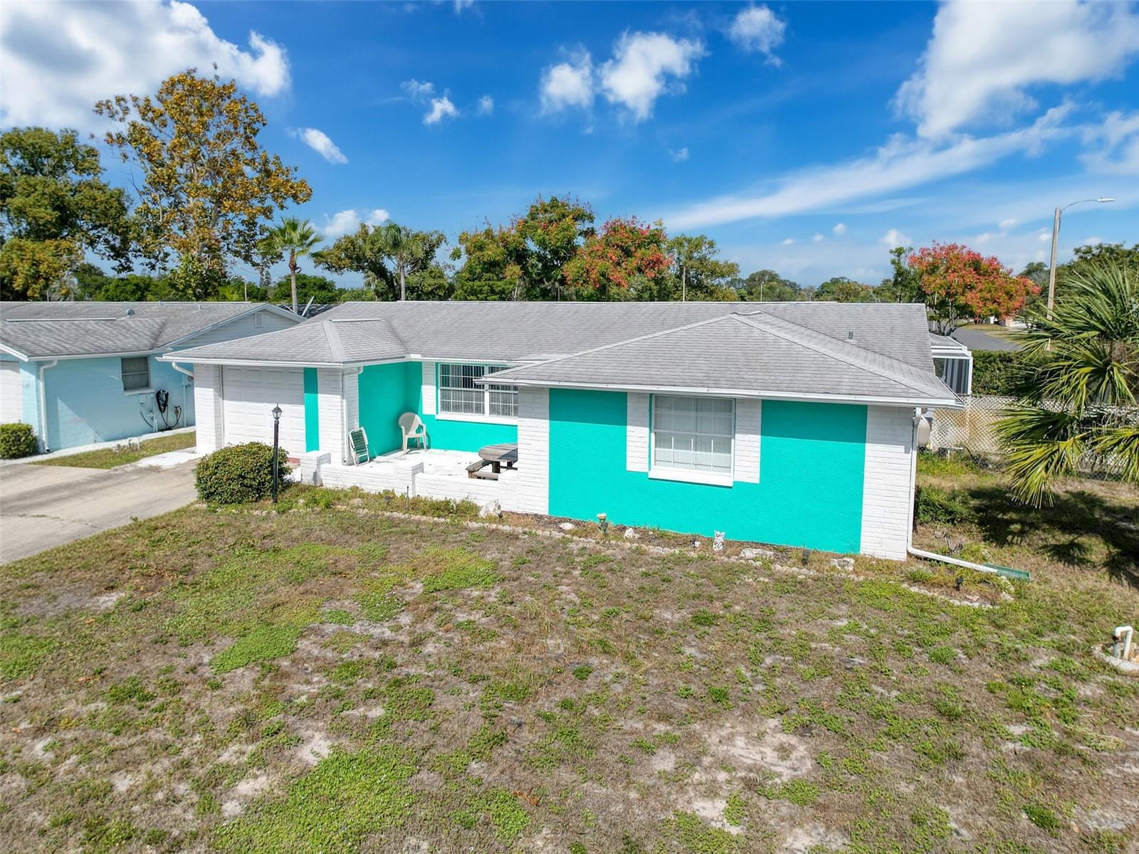 Single Family Residence in PORT RICHEY, FL - Daniel Dourado