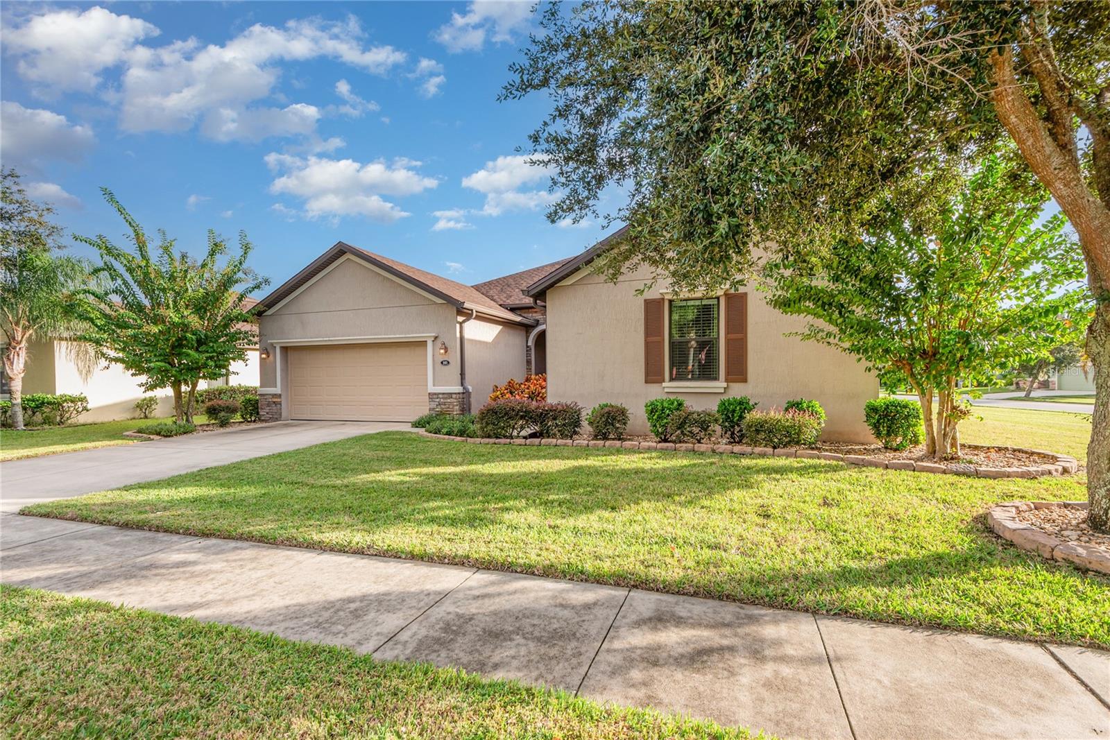 Single Family Residence in DAYTONA BEACH, FL - Daniel Dourado