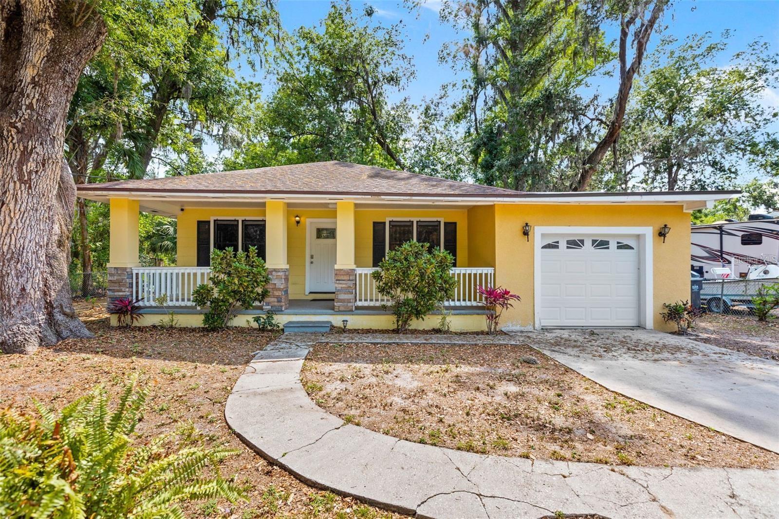 Single Family Residence em BRANDON, FL - Daniel Dourado