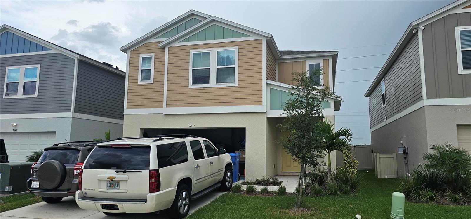 Single Family Residence in WESLEY CHAPEL, FL - Daniel Dourado