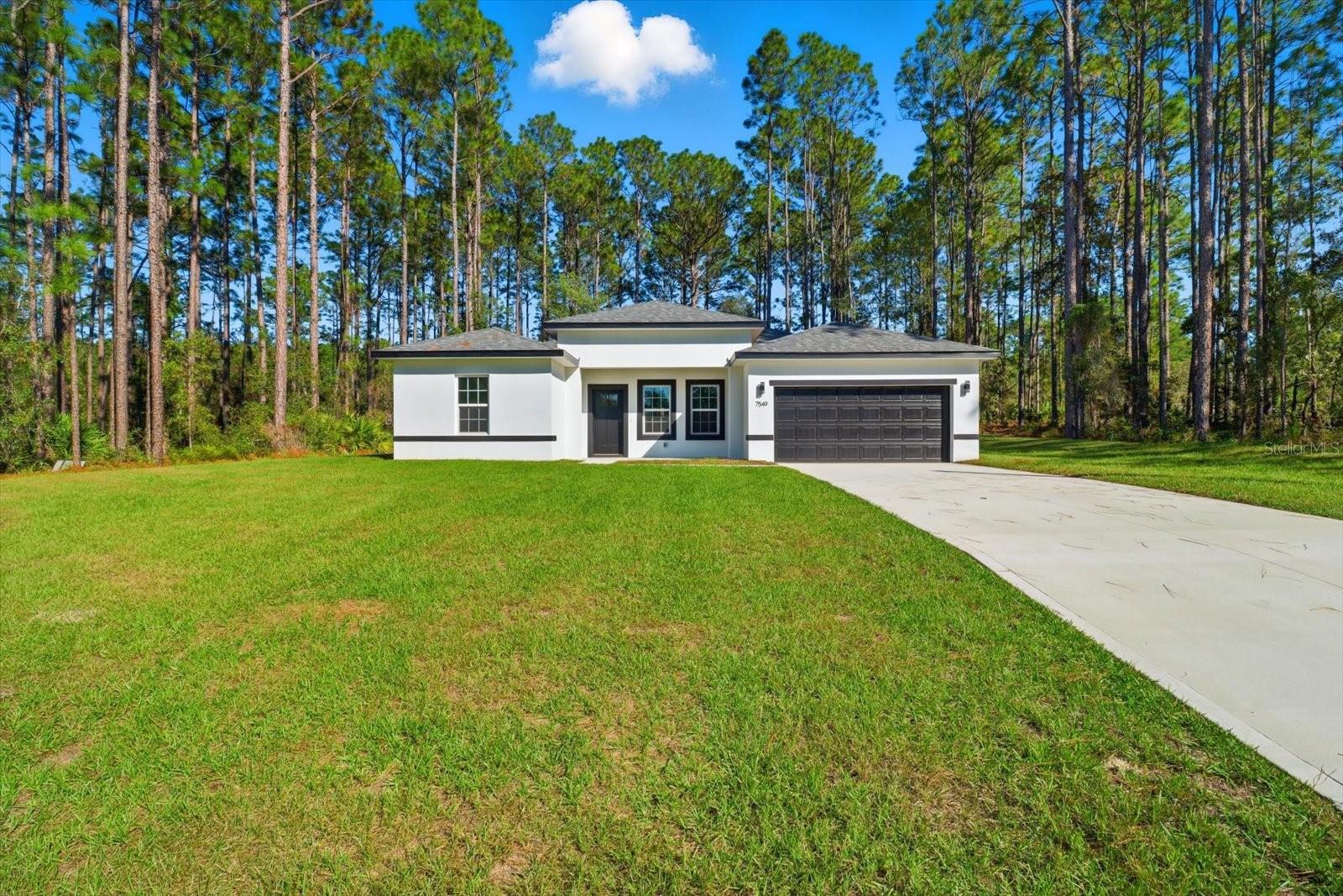 Single Family Residence in CITRUS SPRINGS, FL - Daniel Dourado