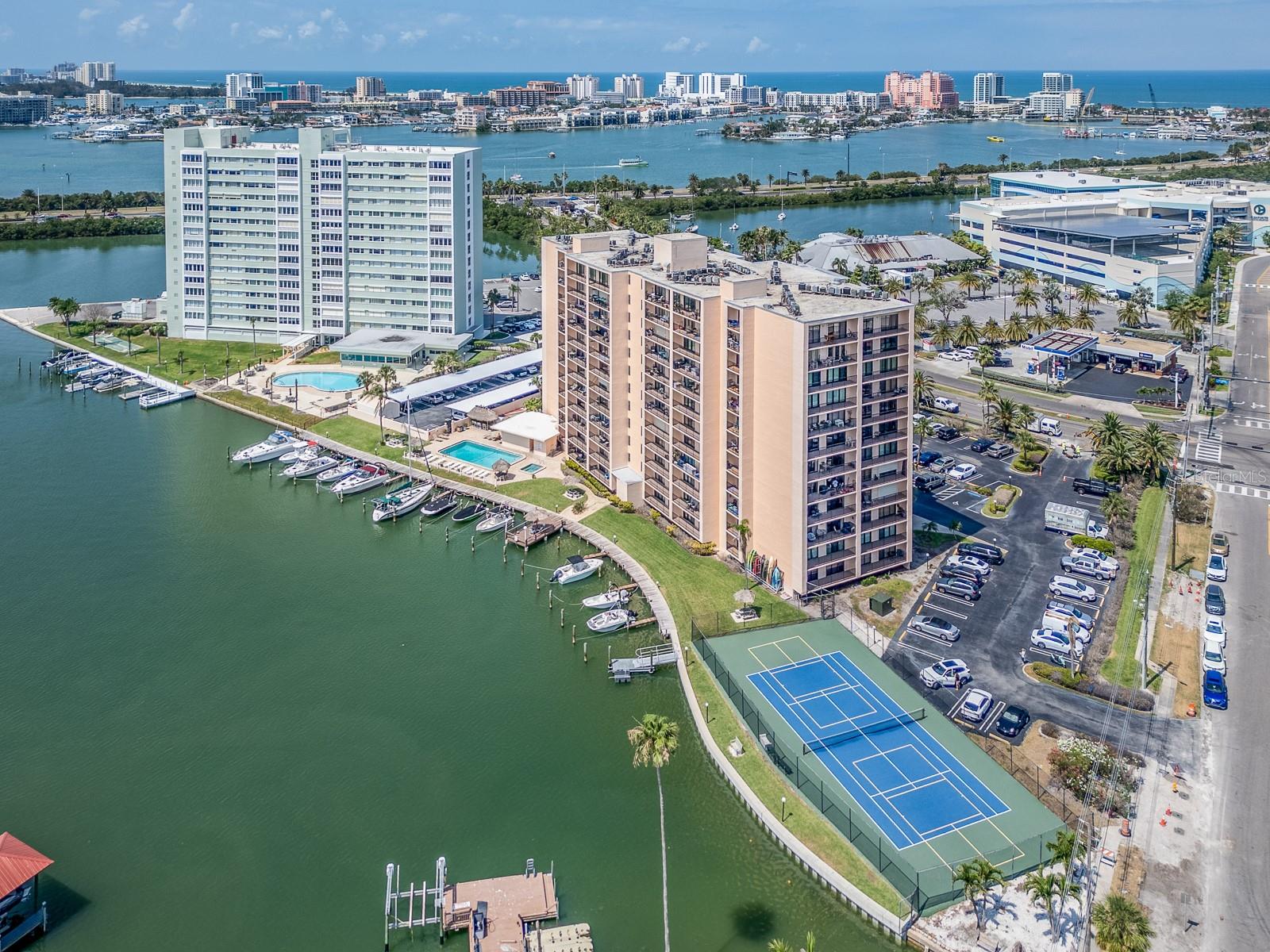 Condominium em CLEARWATER BEACH, FL - Daniel Dourado