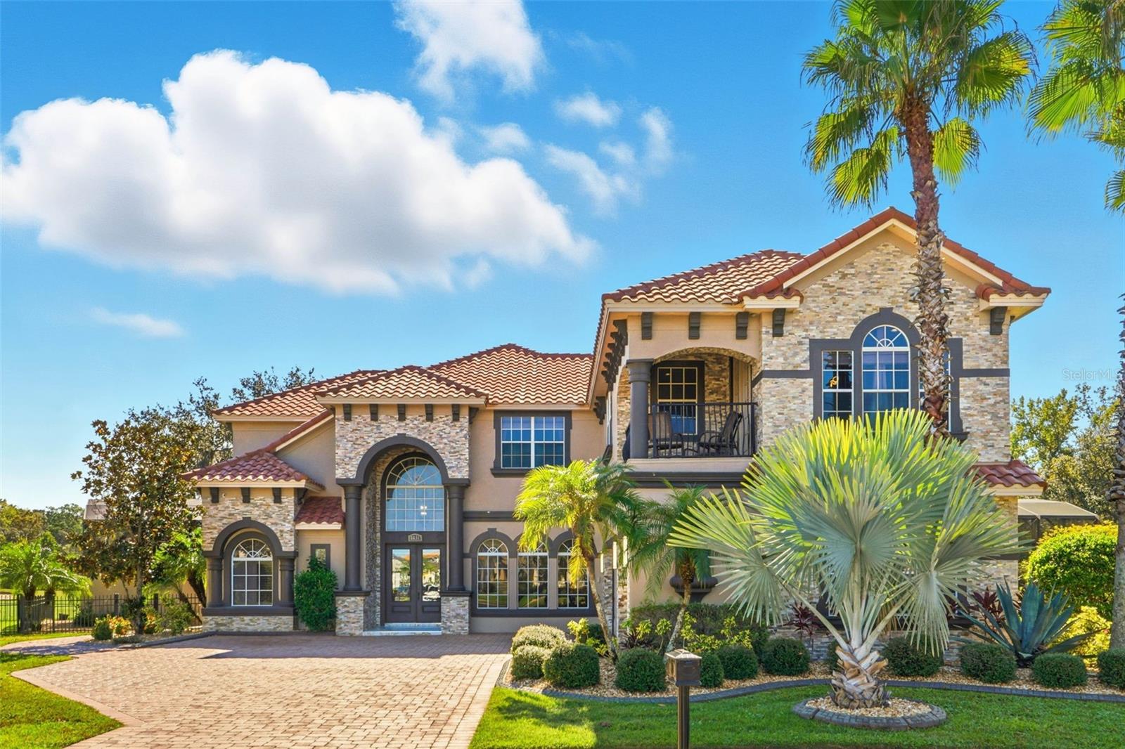 Single Family Residence em DAVENPORT, FL - Daniel Dourado