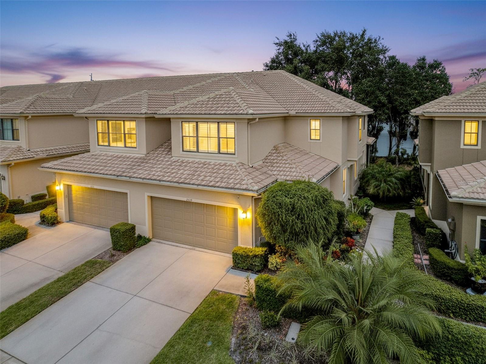 Townhouse in PALM HARBOR, FL - Daniel Dourado
