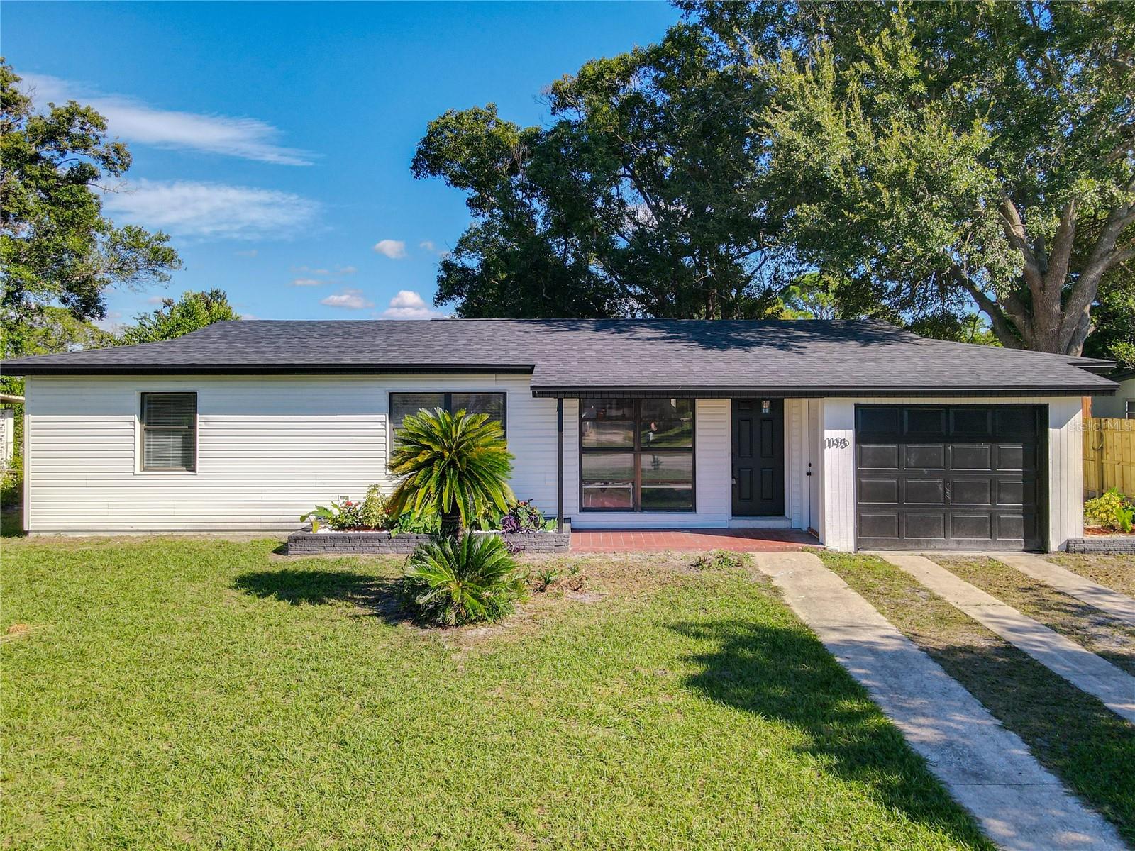 Single Family Residence em DELTONA, FL - Daniel Dourado