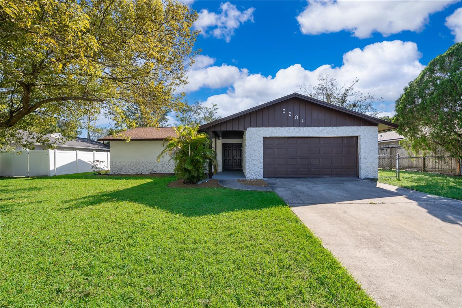 Single Family Residence em WINTER PARK, FL - Daniel Dourado