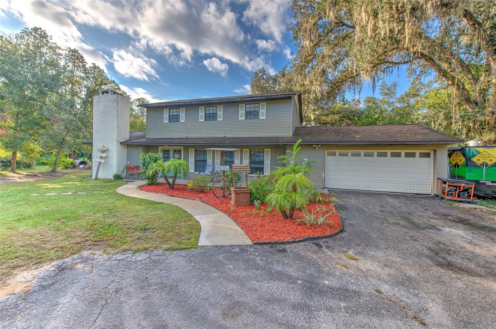 Single Family Residence em ZEPHYRHILLS, FL - Daniel Dourado