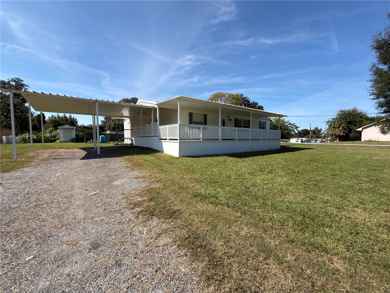 Manufactured Home in SUMMERFIELD, FL - Daniel Dourado