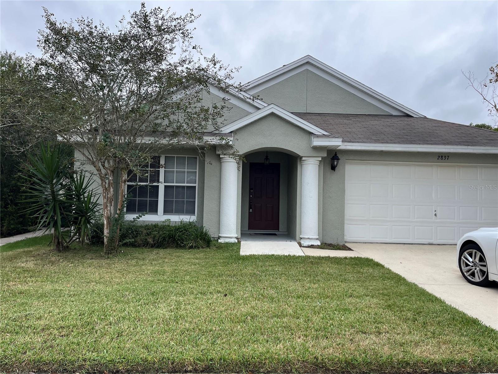 Single Family Residence in LAKE MARY, FL - Daniel Dourado