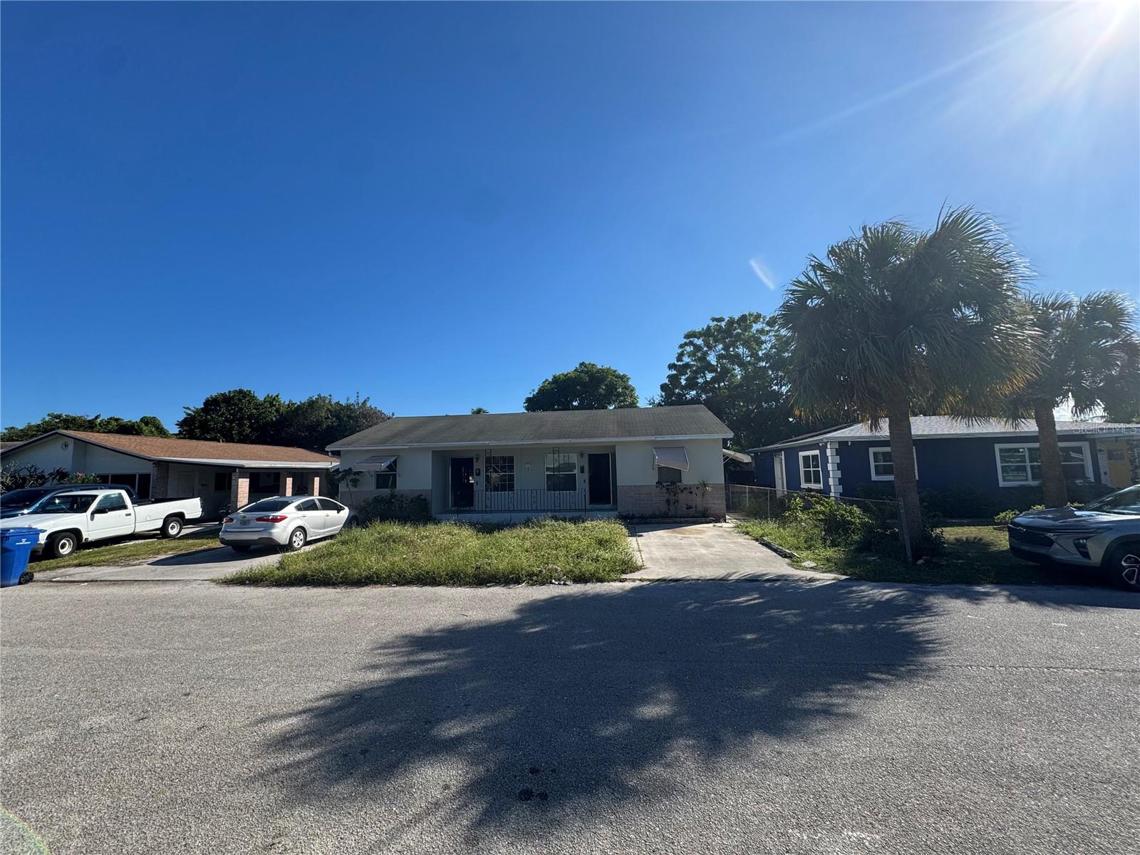 Duplex em RIVIERA BEACH, FL - Daniel Dourado