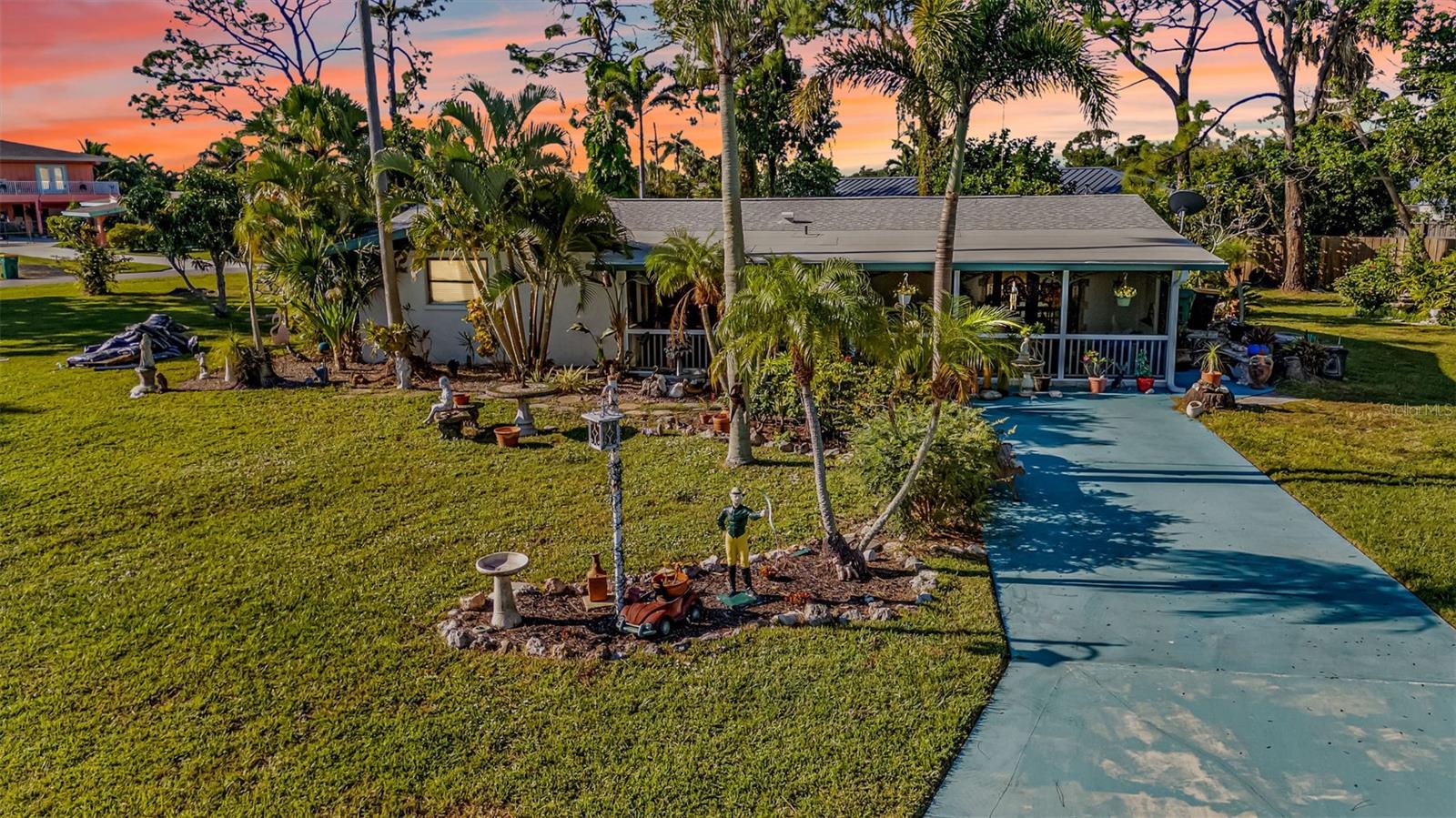 Single Family Residence em ENGLEWOOD, FL - Daniel Dourado