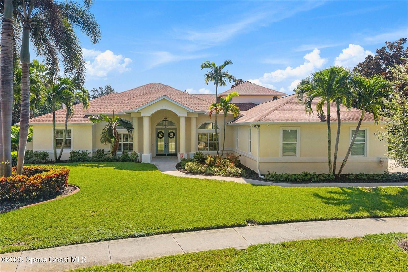 Single Family Residence em MERRITT ISLAND, FL - Daniel Dourado