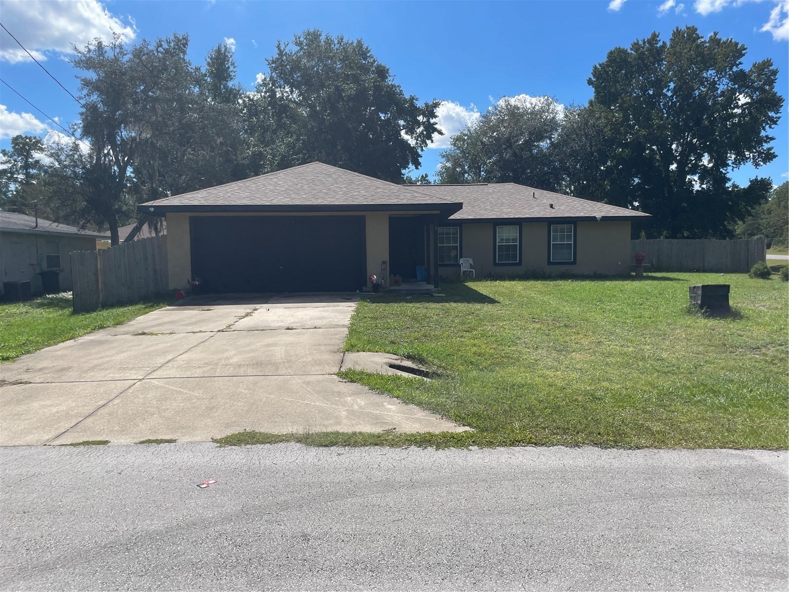 Single Family Residence em OCALA, FL - Daniel Dourado