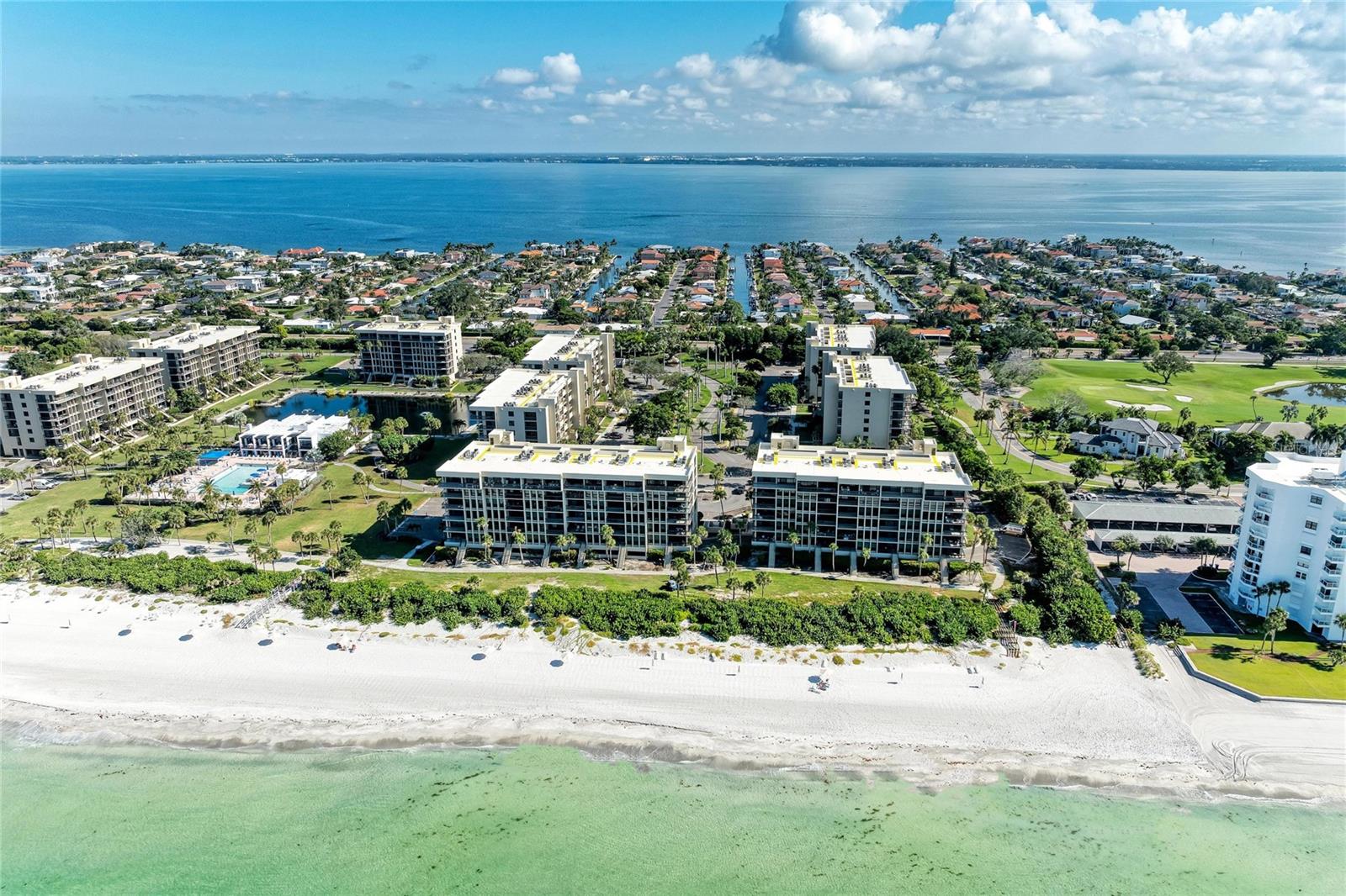 Condominium in LONGBOAT KEY, FL - Daniel Dourado