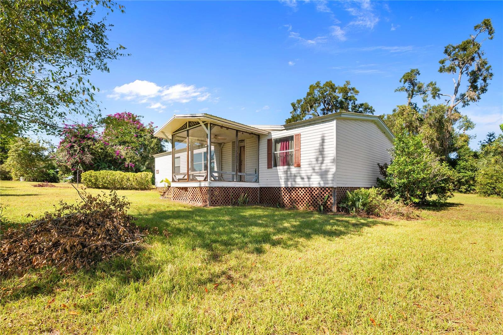 Manufactured Home em DADE CITY, FL - Daniel Dourado