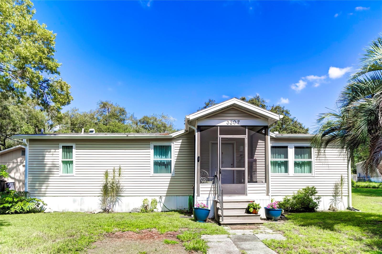 Manufactured Home em SPRING HILL, FL - Daniel Dourado
