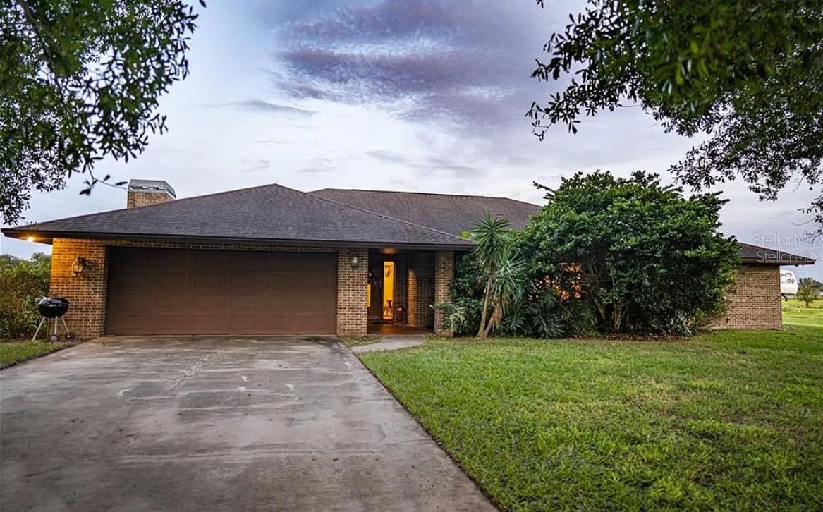 Single Family Residence em ST CLOUD, FL - Daniel Dourado