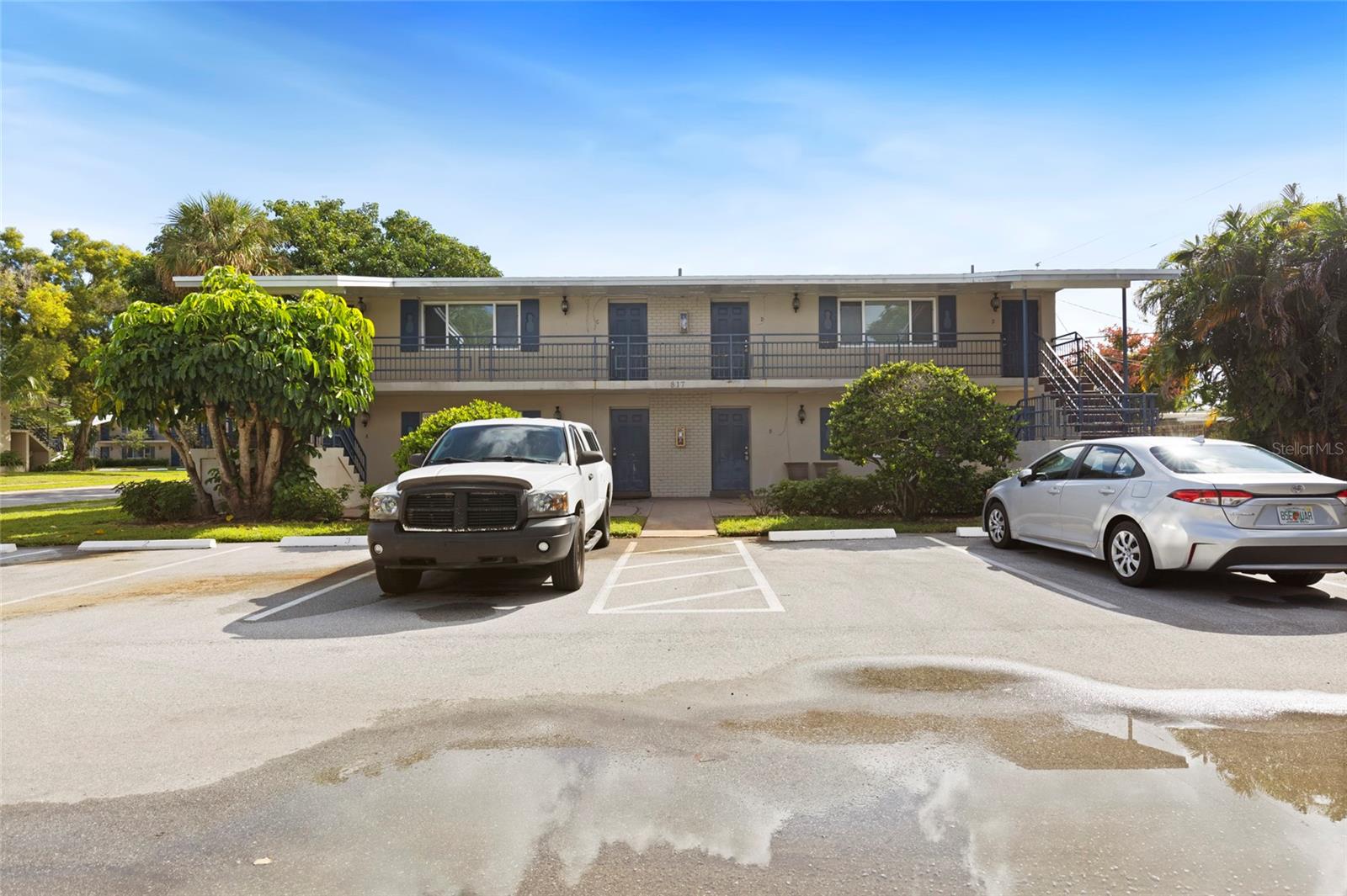 Condominium in NORTH PALM BEACH, FL - Daniel Dourado