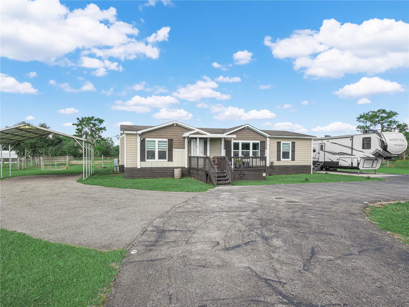 Manufactured Home em LAKE WALES, FL - Daniel Dourado