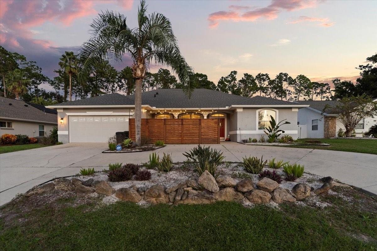 Single Family Residence in PALM COAST, FL - Daniel Dourado