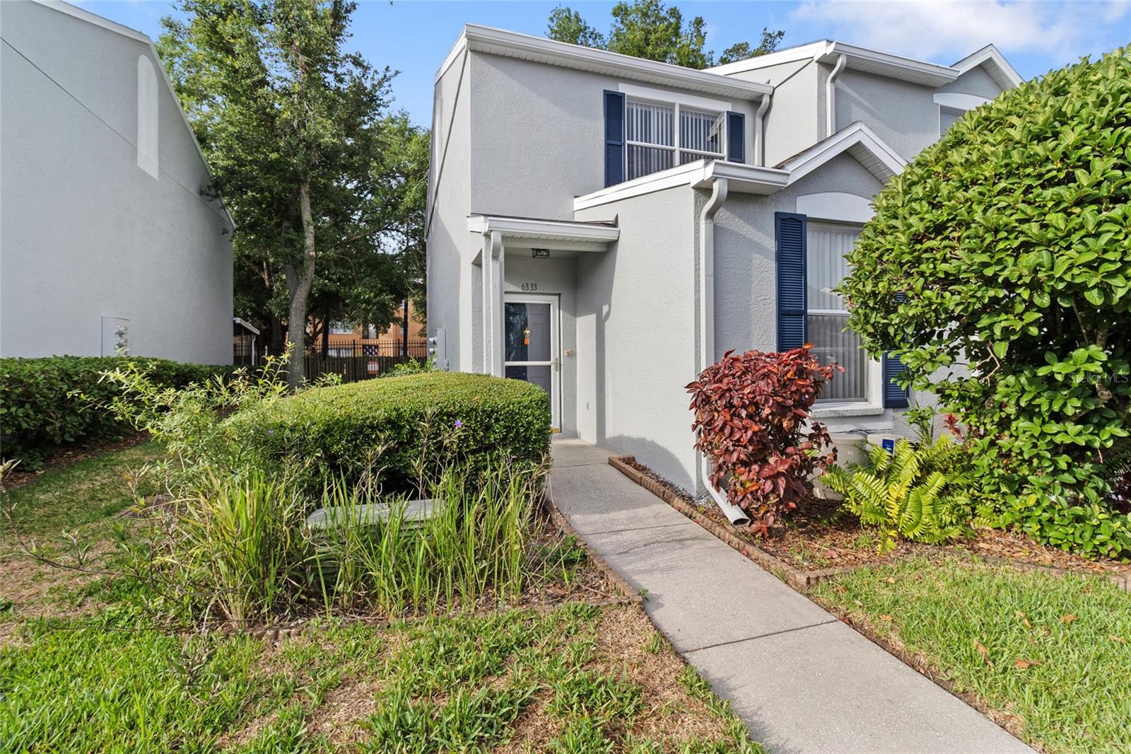 Townhouse in RIVERVIEW, FL - Daniel Dourado