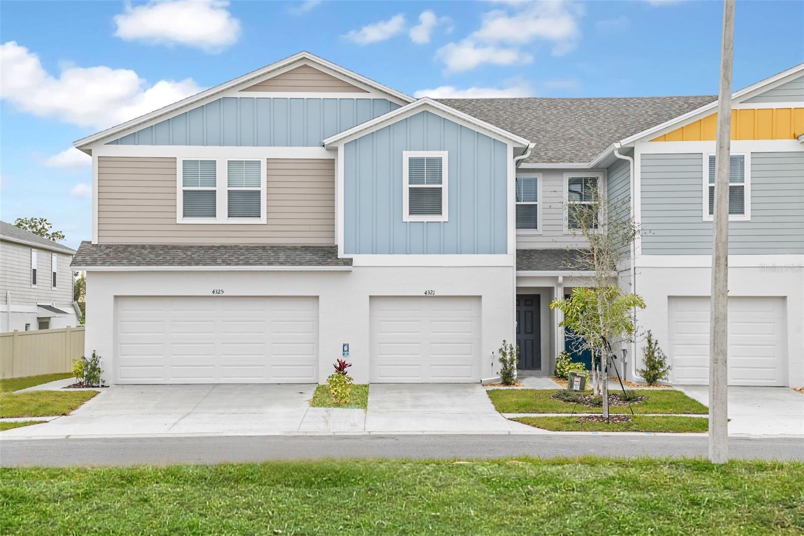 Townhouse in HAINES CITY, FL - Daniel Dourado