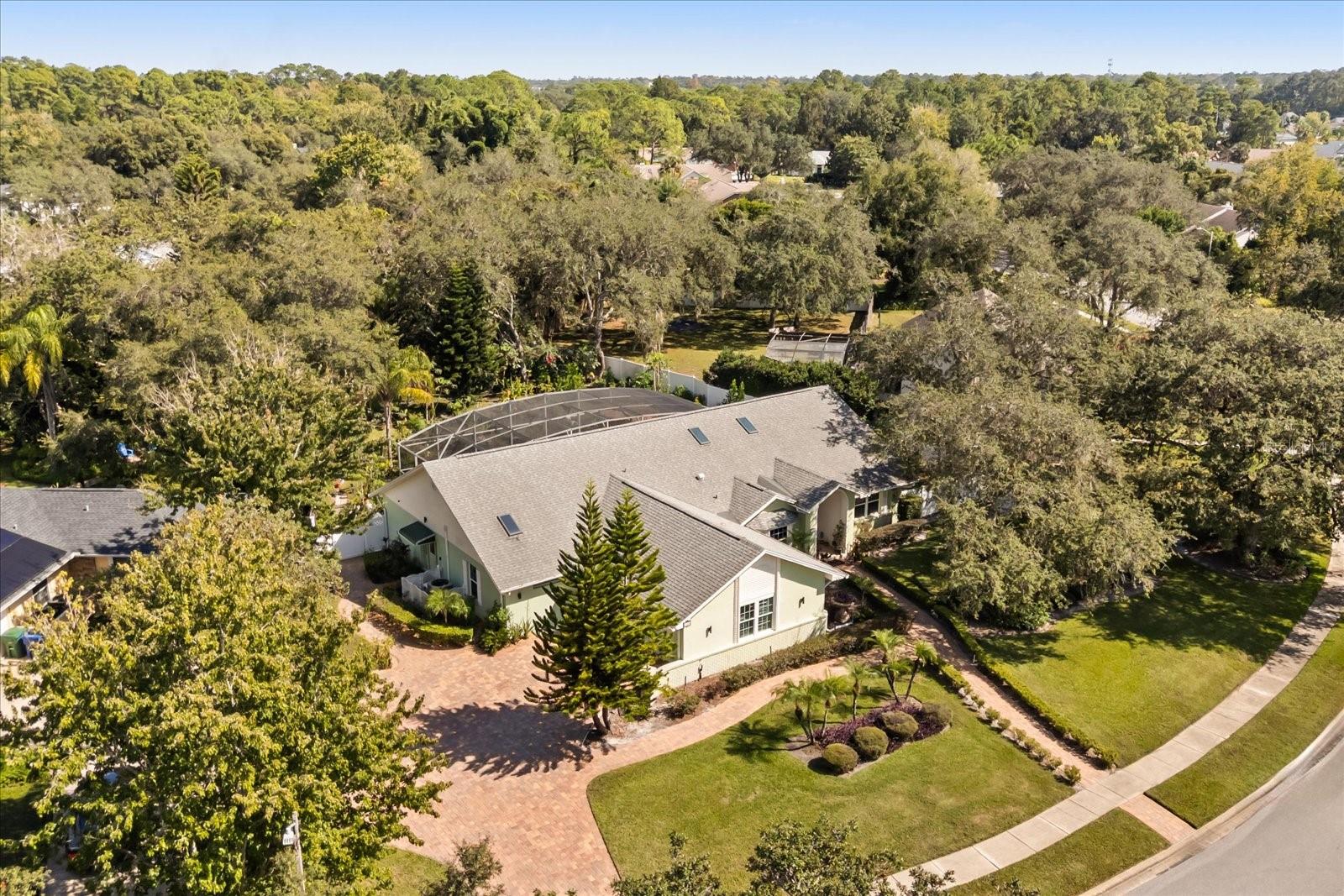 Single Family Residence in LAKE MARY, FL - Daniel Dourado