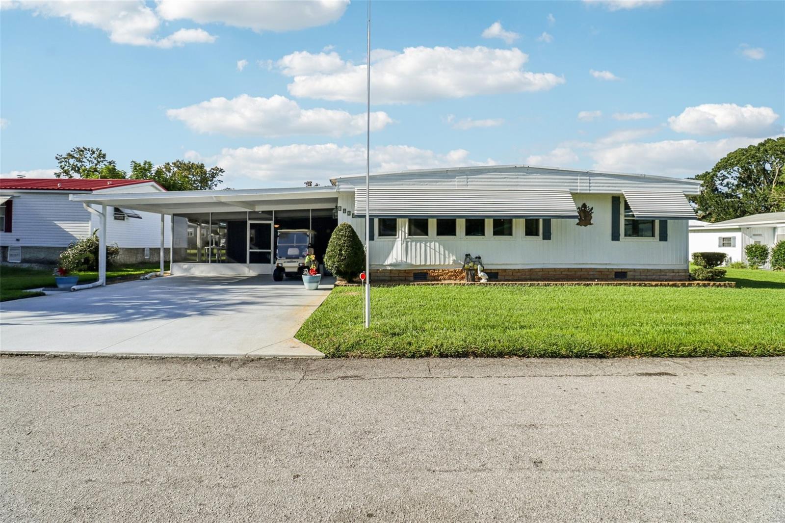Manufactured Home em MOUNT DORA, FL - Daniel Dourado