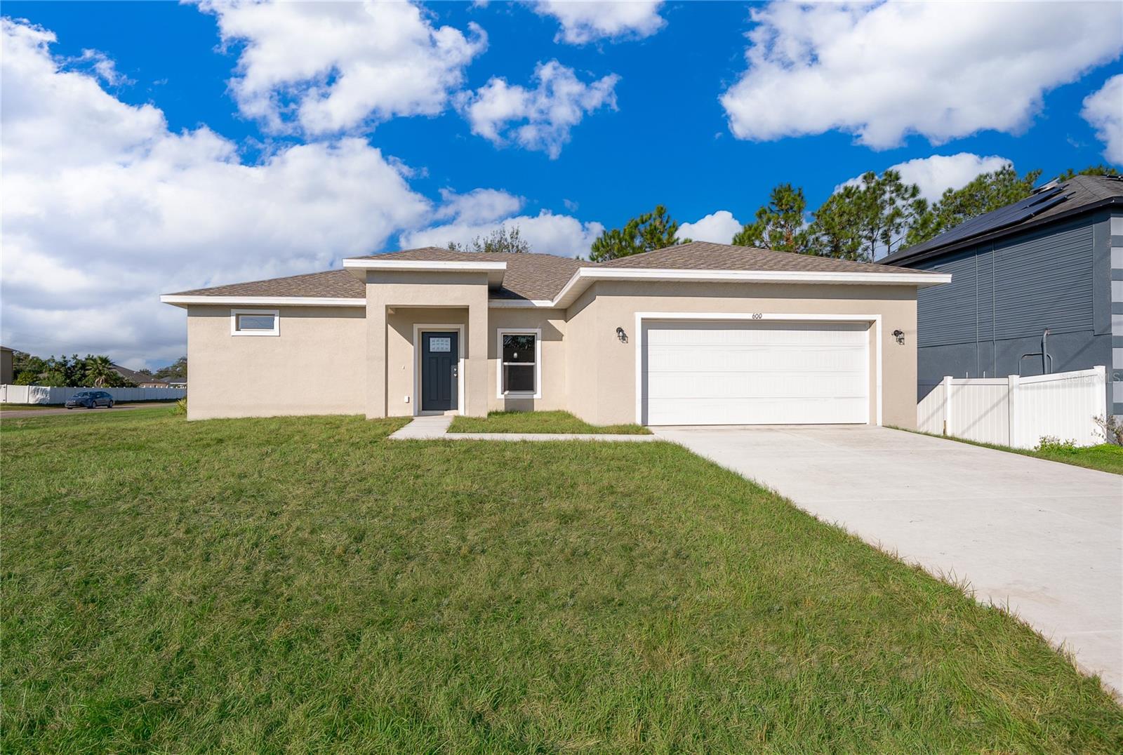 Single Family Residence em KISSIMMEE, FL - Daniel Dourado