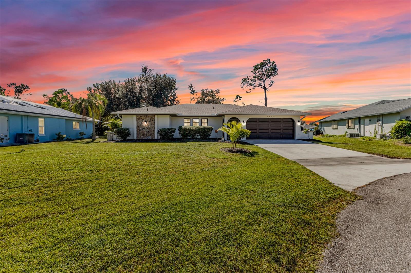 Single Family Residence em PUNTA GORDA, FL - Daniel Dourado