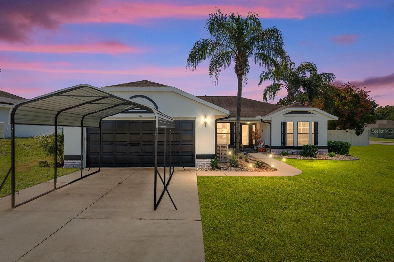 Single Family Residence in WILDWOOD, FL - Daniel Dourado