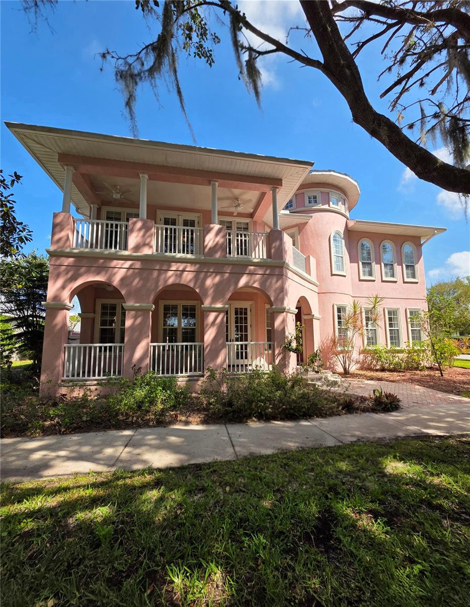 Single Family Residence in HARMONY, FL - Daniel Dourado