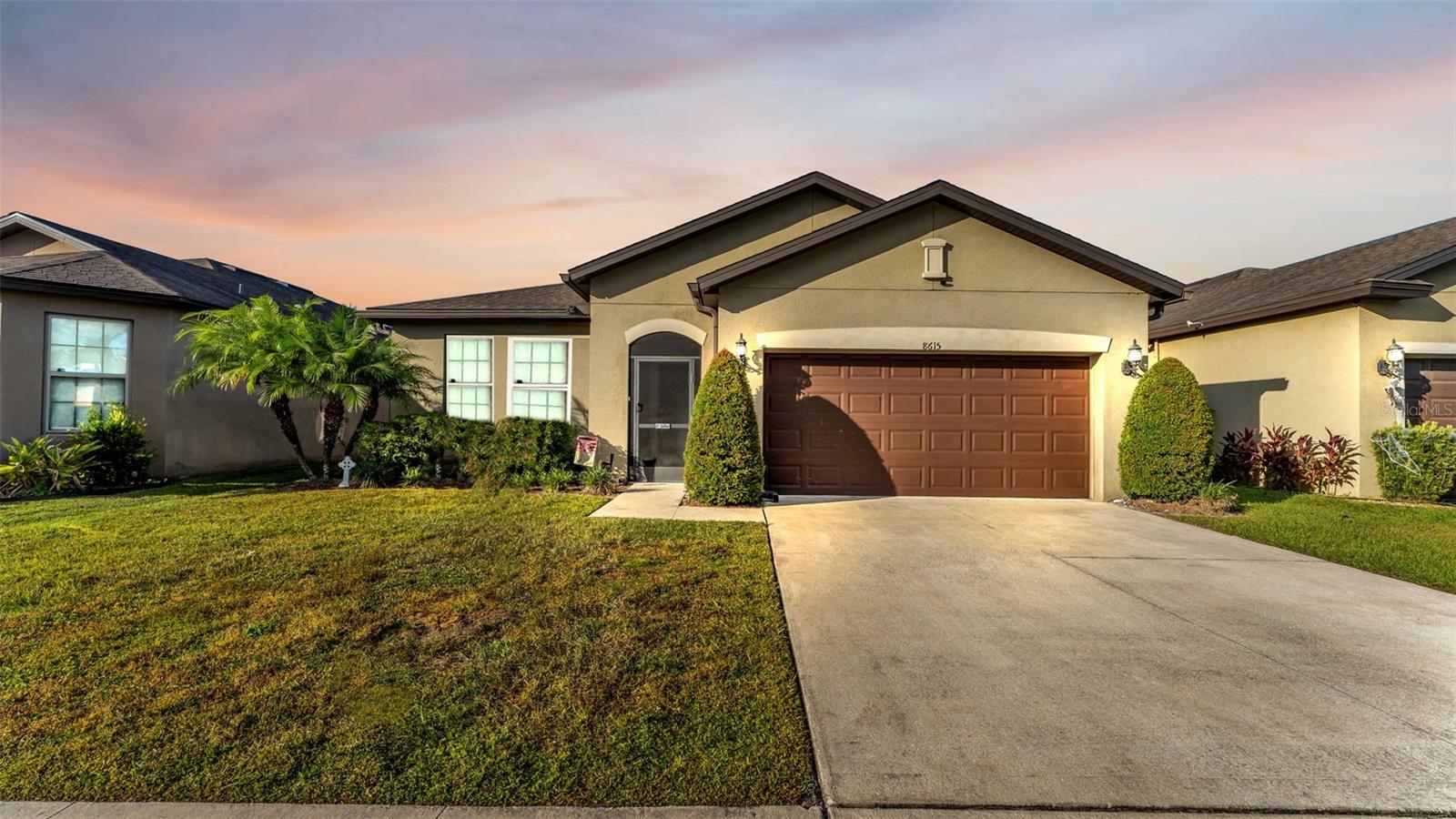 Single Family Residence em POLK CITY, FL - Daniel Dourado