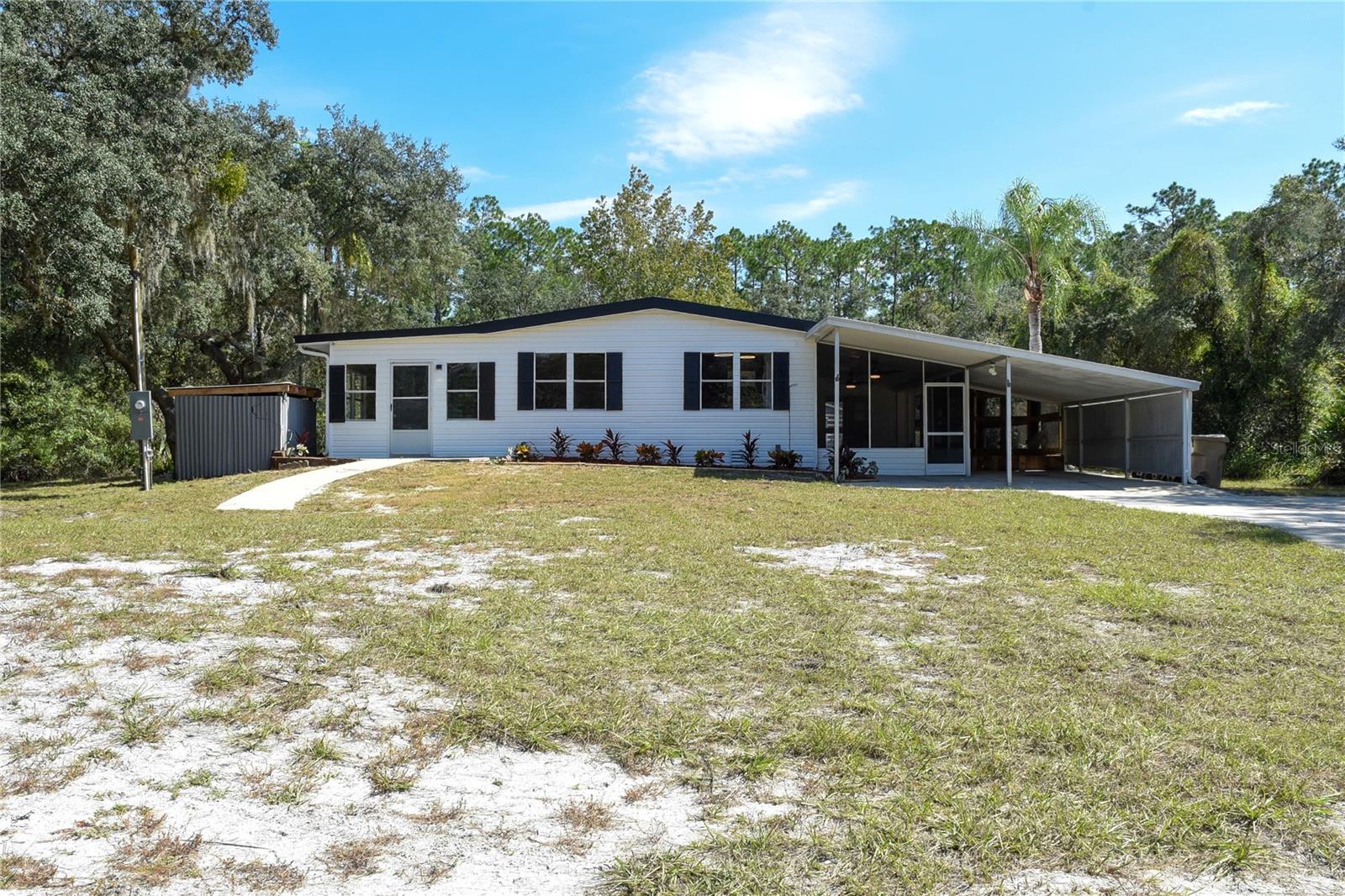 Manufactured Home em PAISLEY, FL - Daniel Dourado