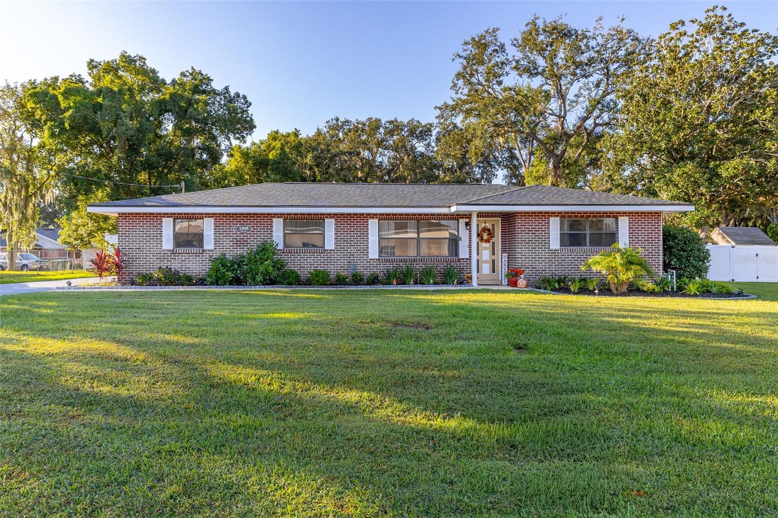 Single Family Residence em LEESBURG, FL - Daniel Dourado