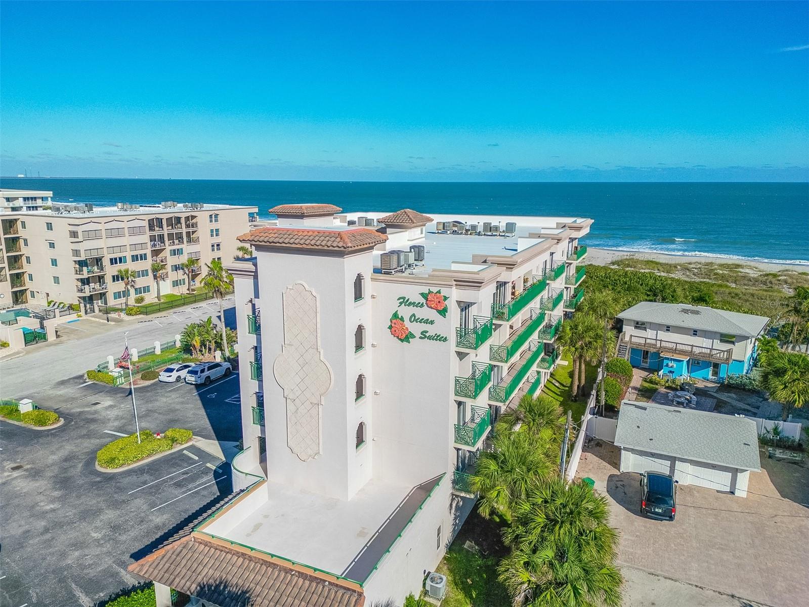 Condominium em CAPE CANAVERAL, FL - Daniel Dourado