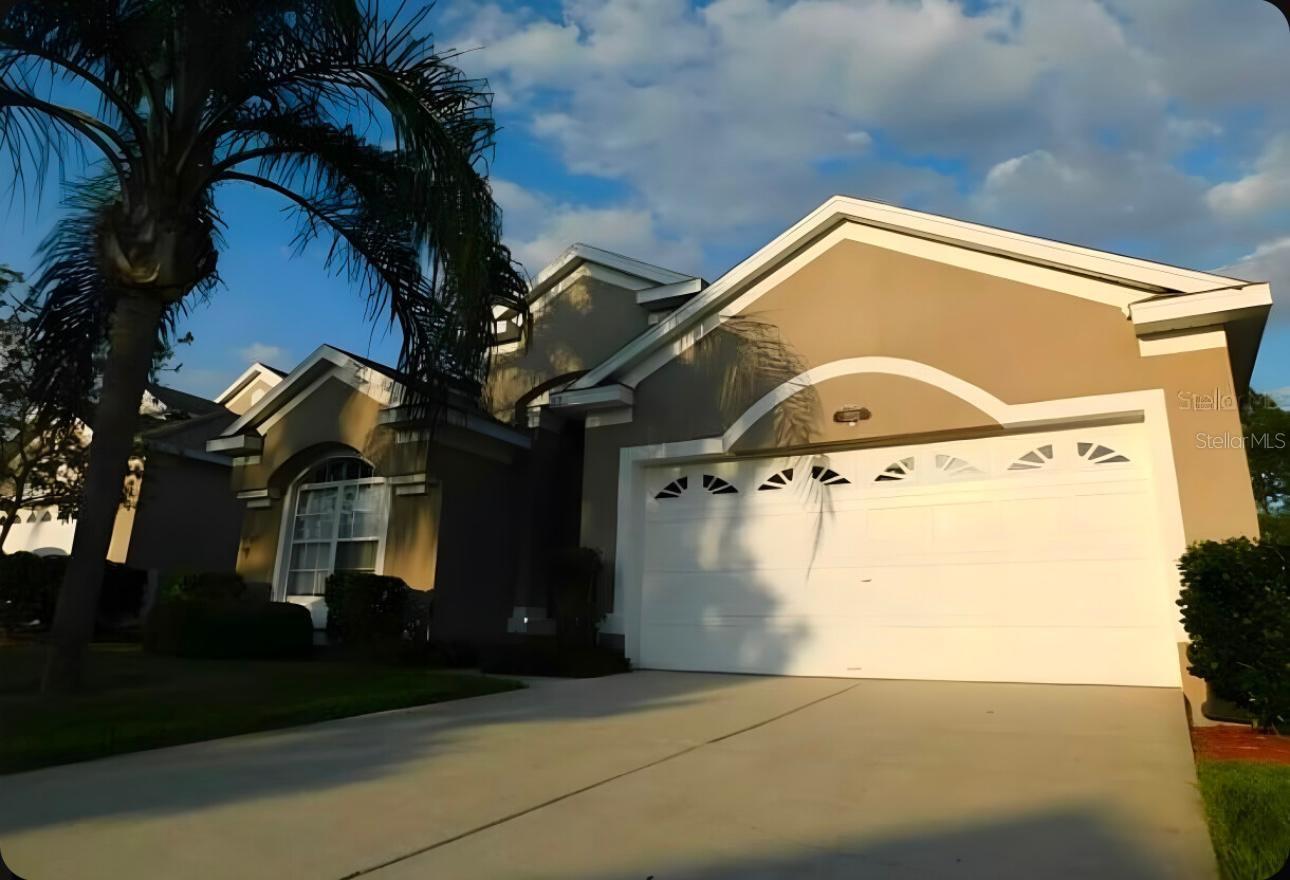 Single Family Residence em KISSIMMEE, FL - Daniel Dourado