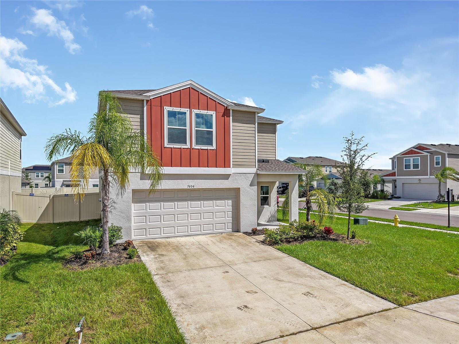 Single Family Residence in PARRISH, FL - Daniel Dourado