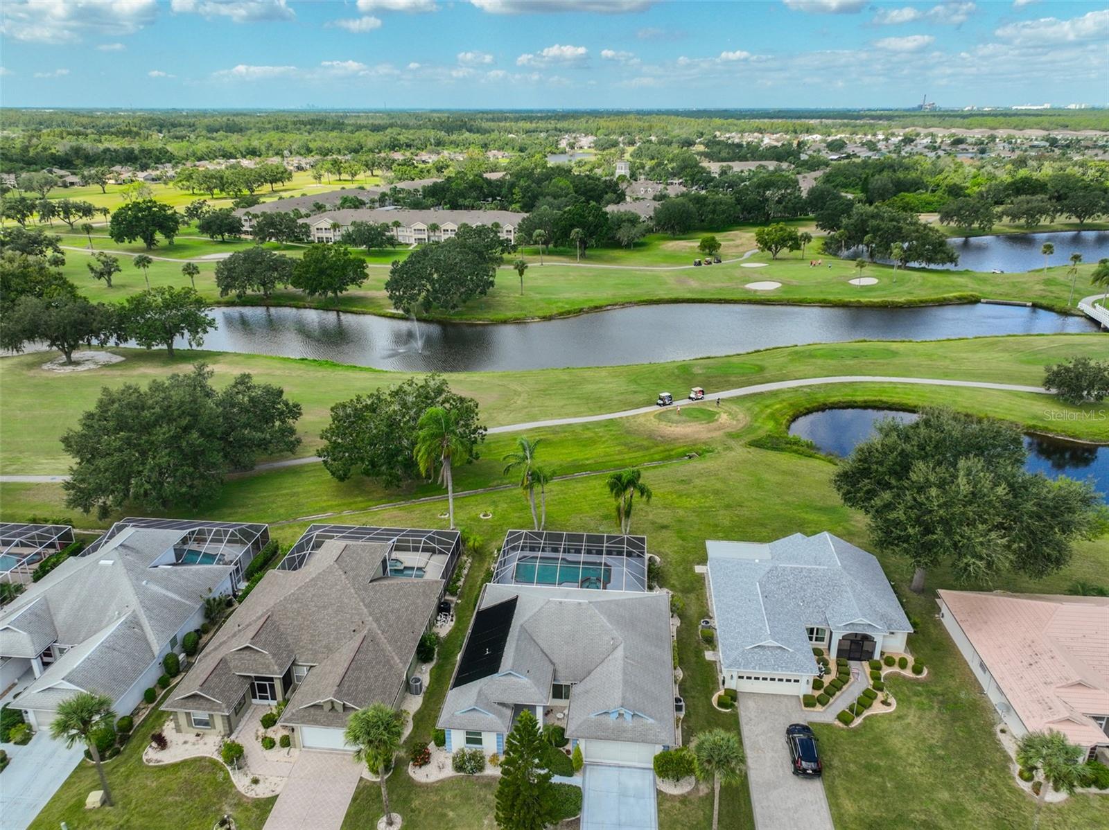 Single Family Residence em SUN CITY CENTER, FL - Daniel Dourado