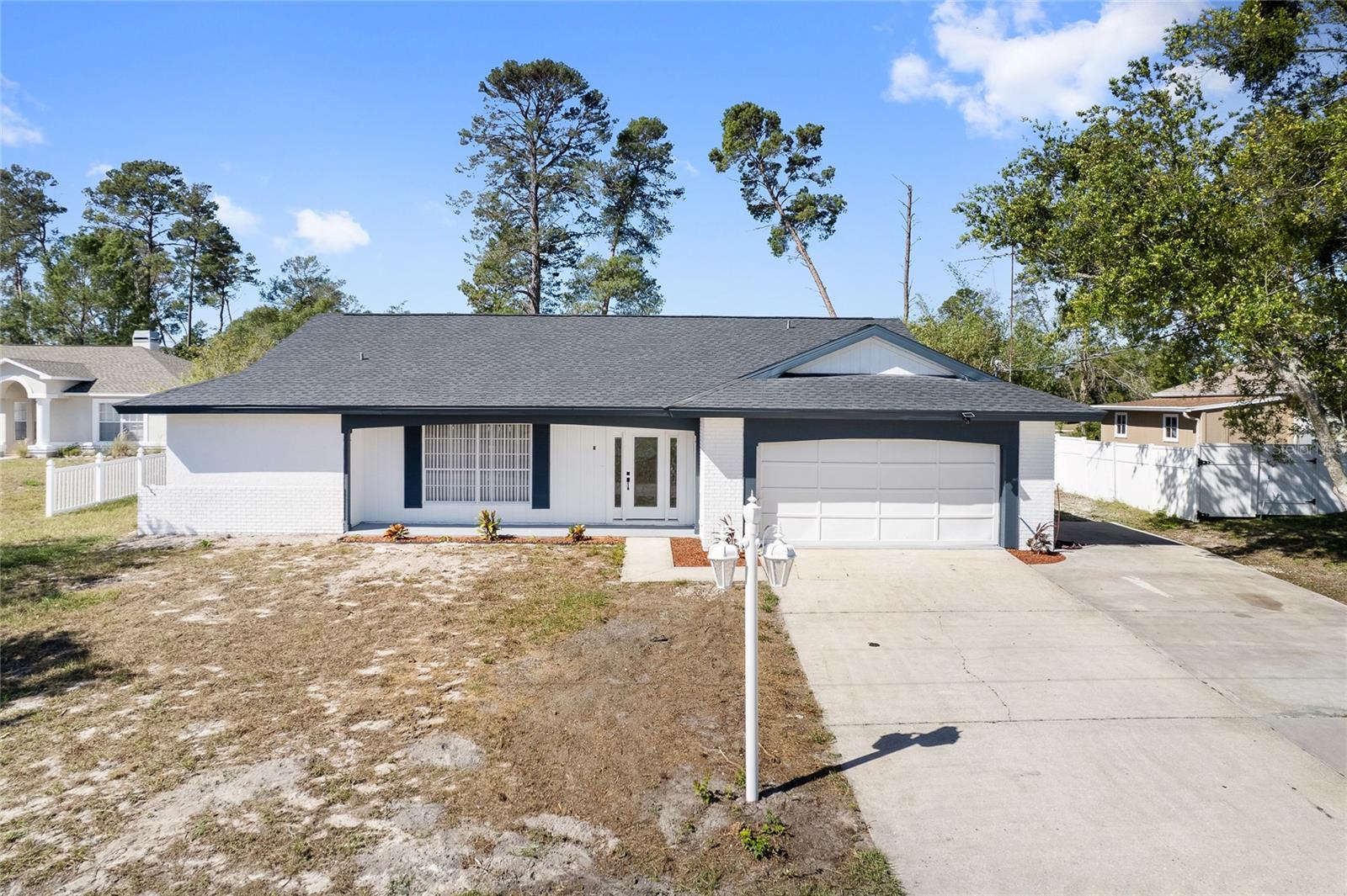 Single Family Residence em SPRING HILL, FL - Daniel Dourado