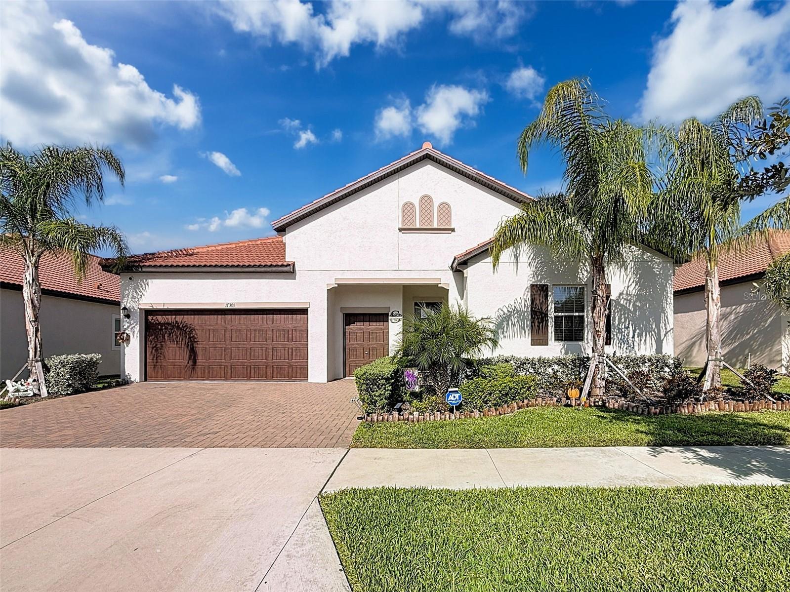 Single Family Residence em WIMAUMA, FL - Daniel Dourado