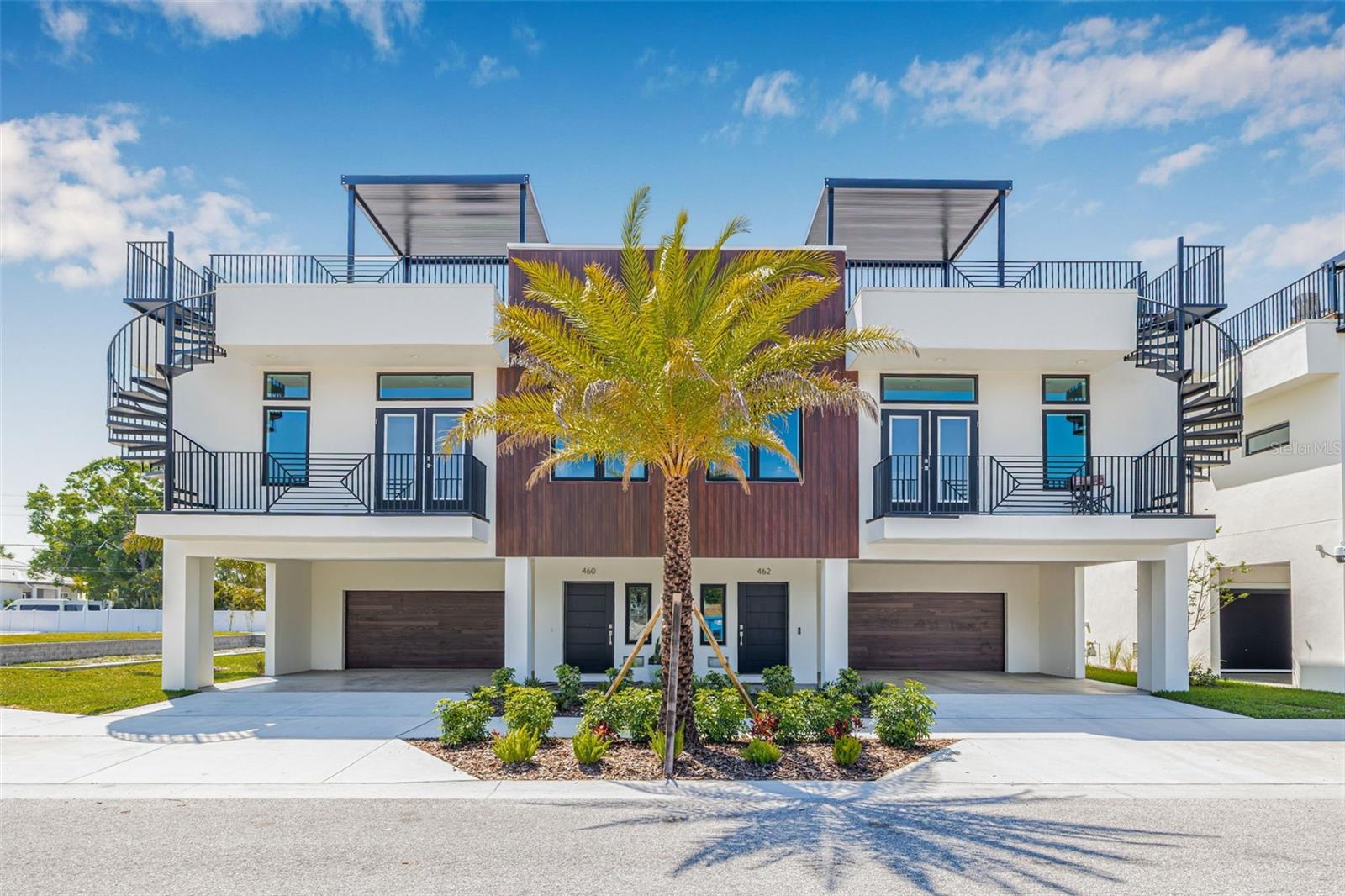 Townhouse in ST PETERSBURG, FL - Daniel Dourado