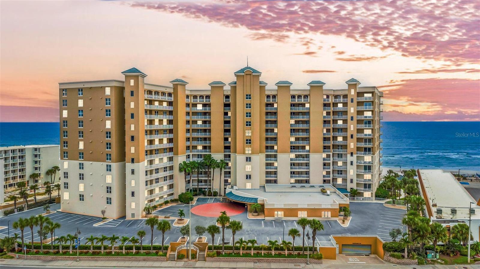 Condominium em DAYTONA BEACH SHORES, FL - Daniel Dourado