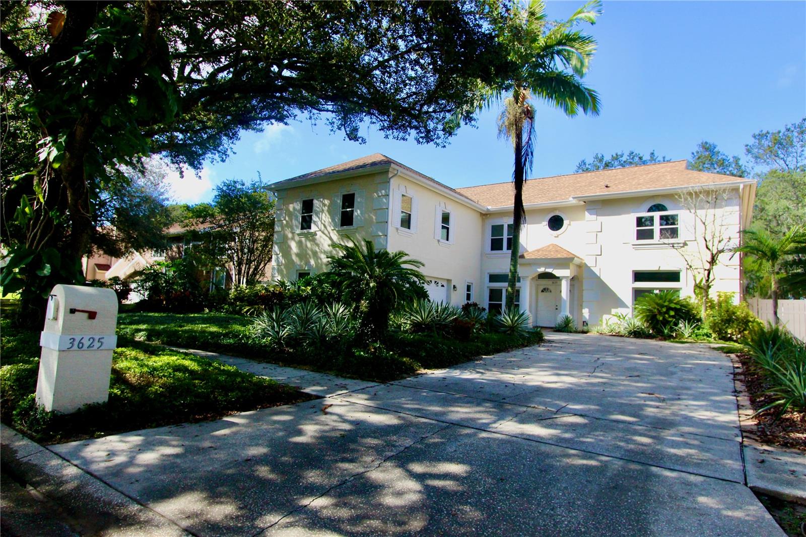 Single Family Residence em GOTHA, FL - Daniel Dourado